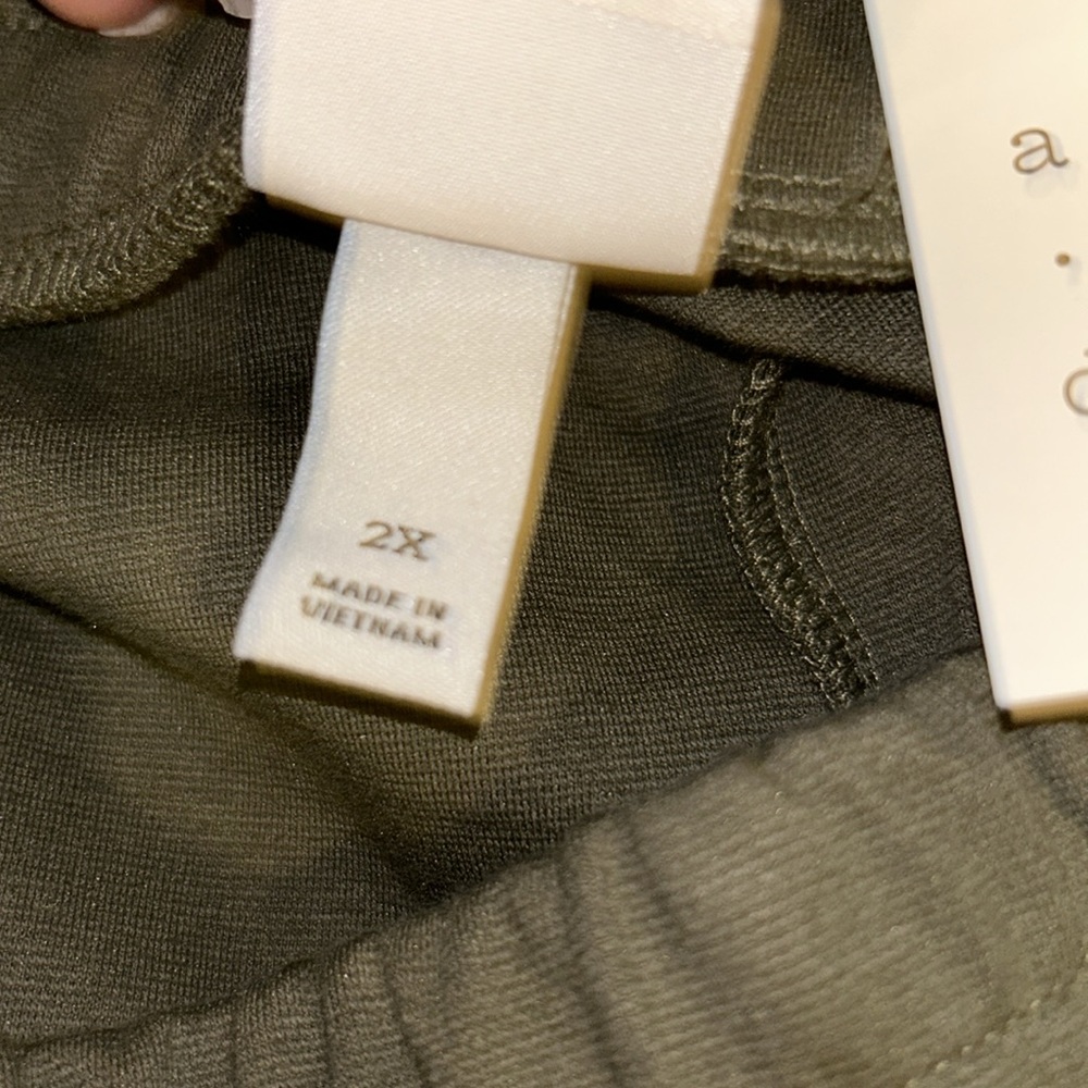 NWT a new day olive green jogger plus size 2x - Picture 7 of 9